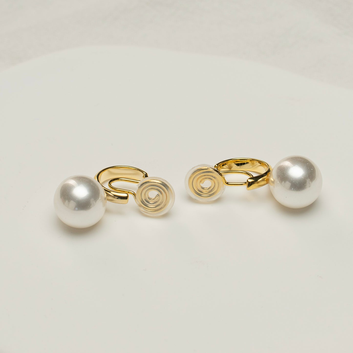 Classic Pearl Clip-On