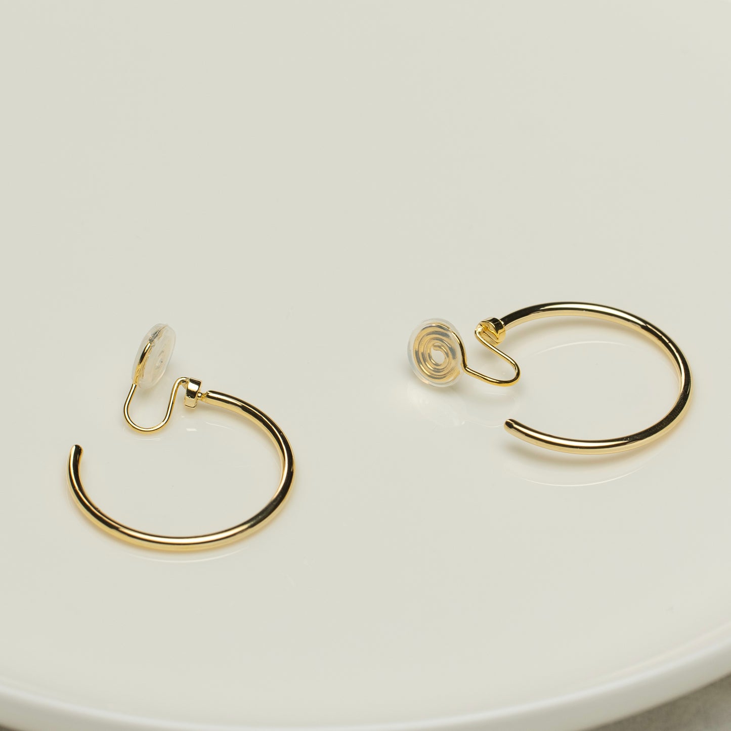 30mm Gold Hoop Clip-On
