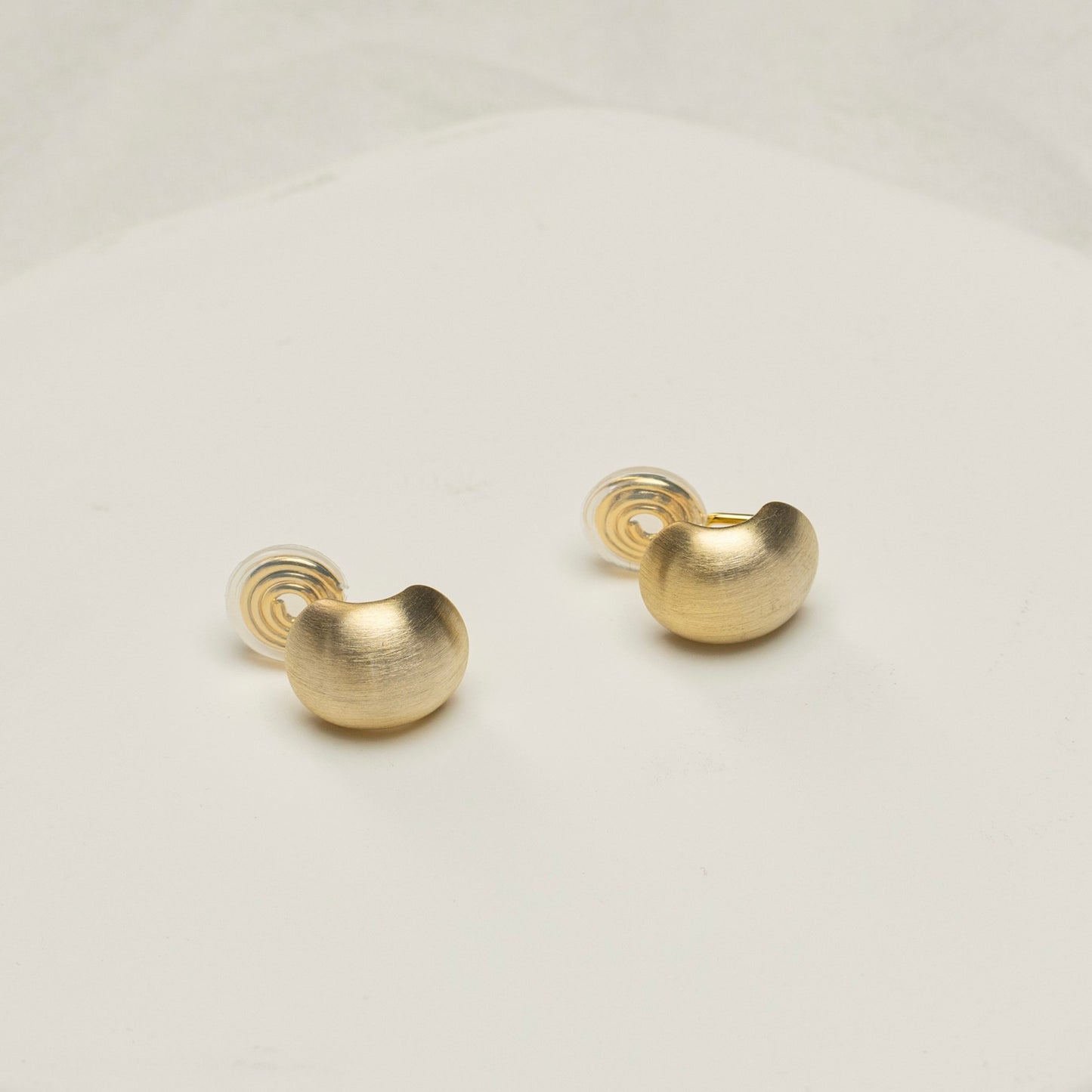 Golden Bean Clip-On