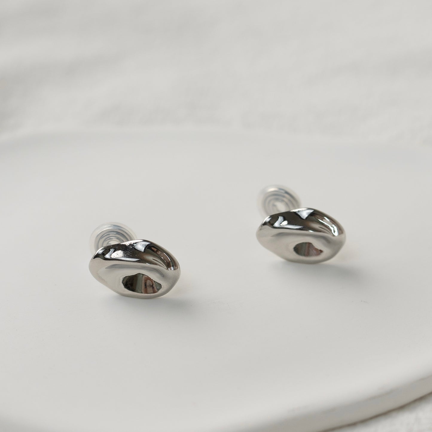 Silver Abstract Bean Clip-On