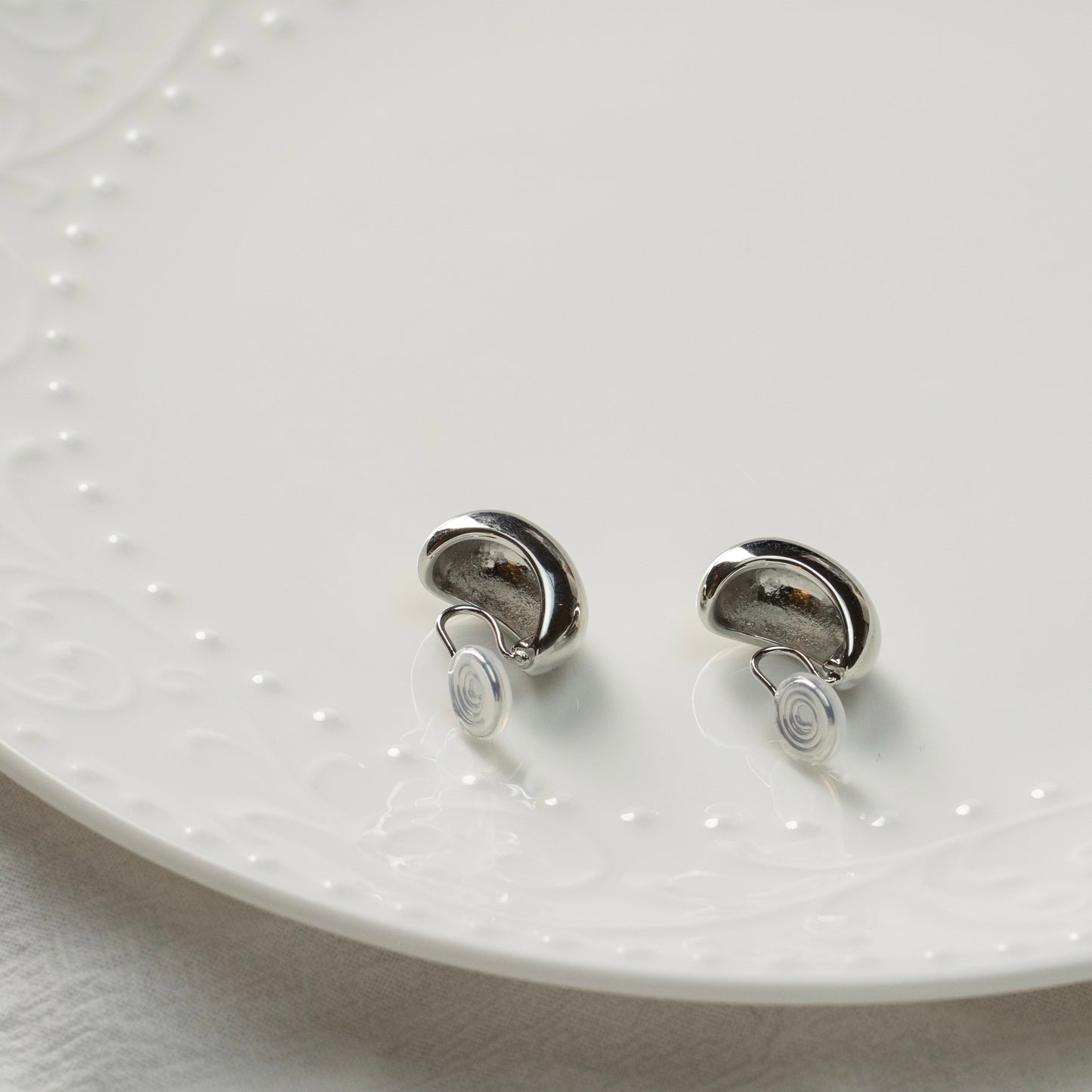 Silver Teardrop Clip On