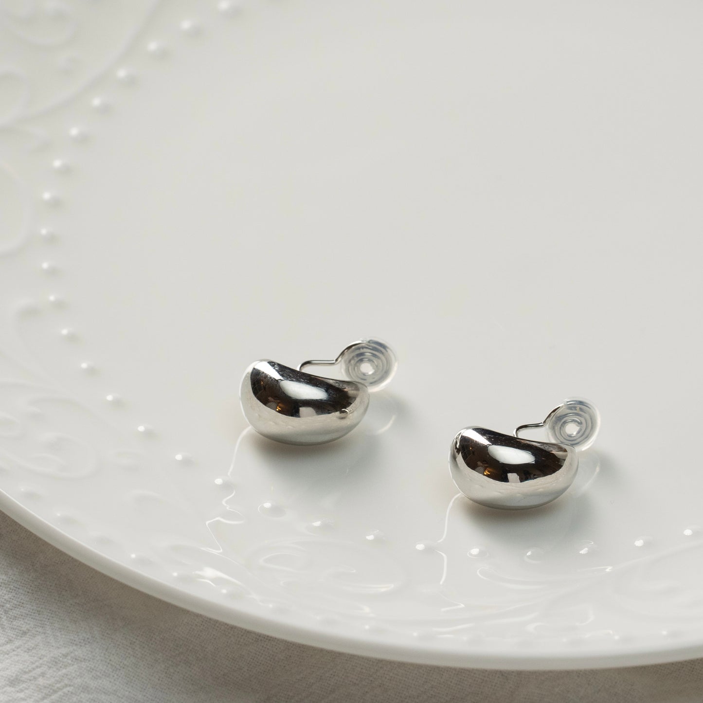 Silver Teardrop Clip On