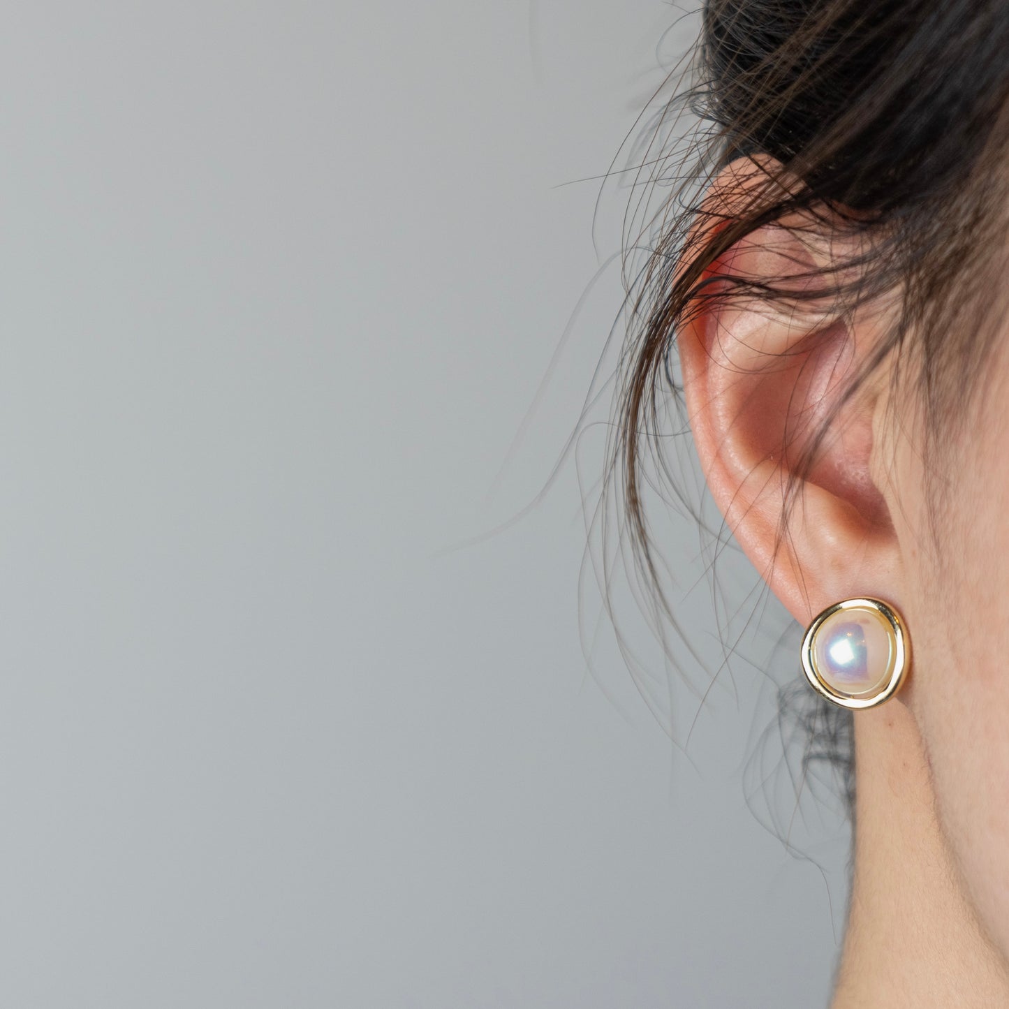 Pearl Clip On
