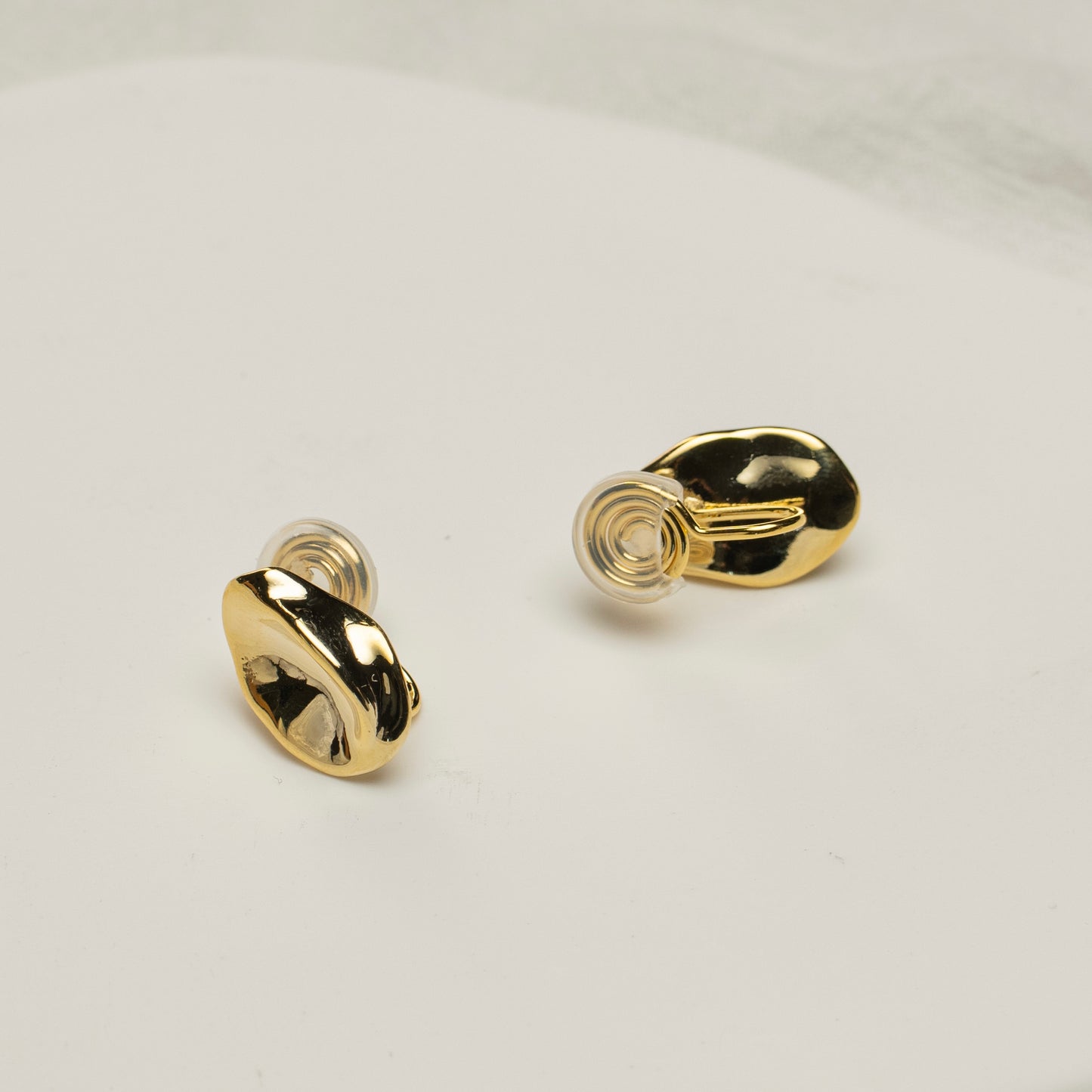 Gold Abstract Bean Clip-On