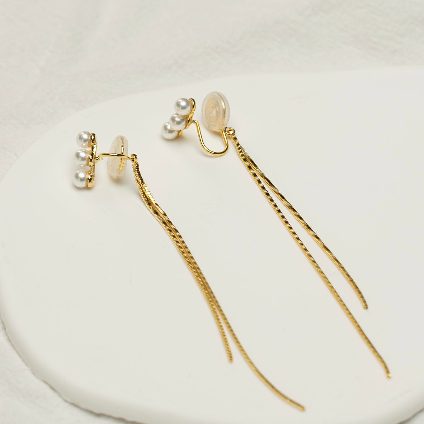 Long Chain Pearl Clip-On