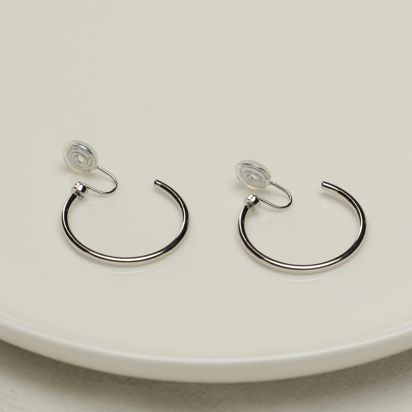 30mm Silver Hoop Clip-On