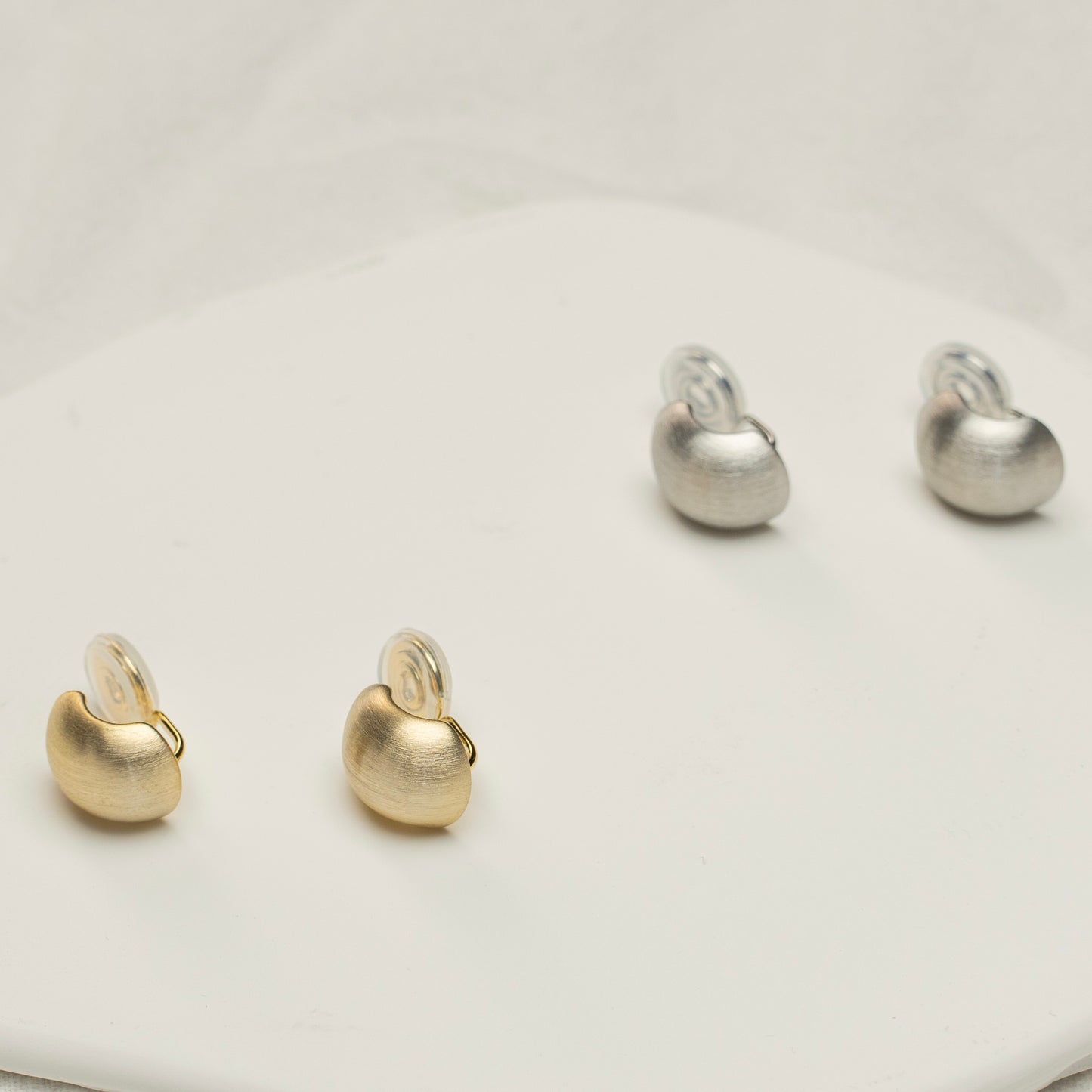 Golden Bean Clip-On